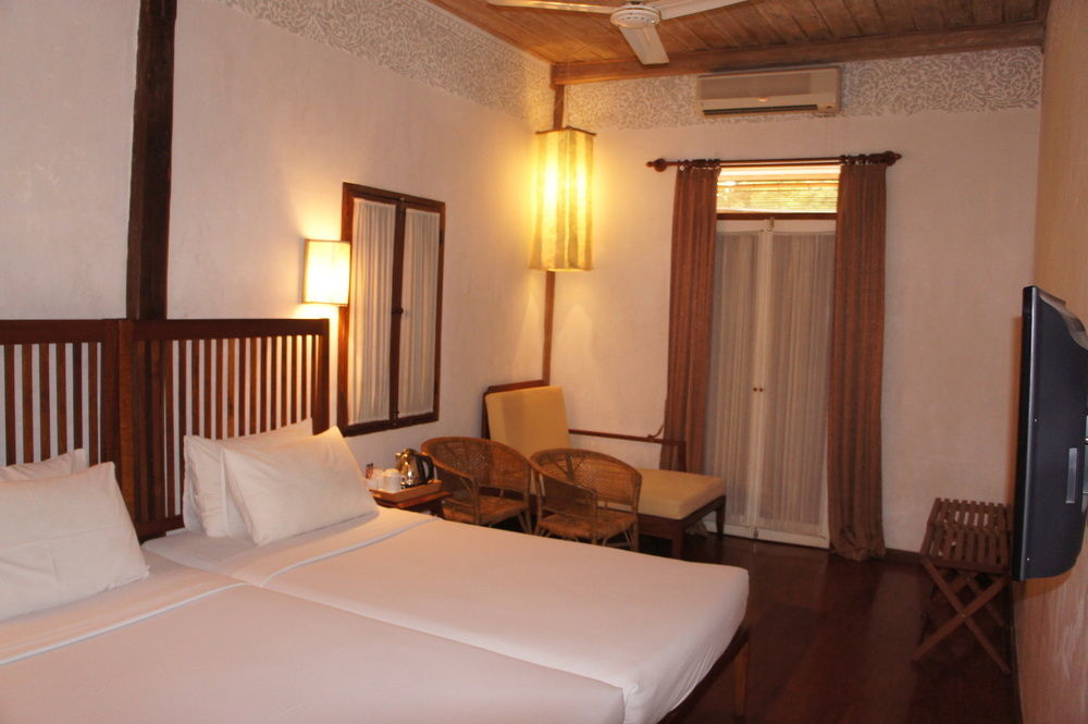 לואנג פרבאנג Sala Prabang Hotel מראה חיצוני תמונה