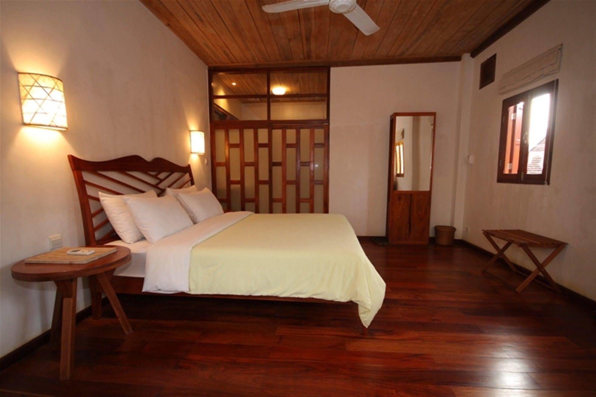 לואנג פרבאנג Sala Prabang Hotel מראה חיצוני תמונה